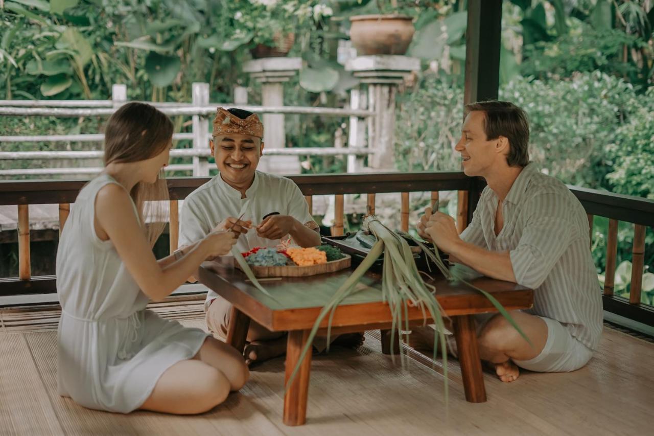 Ubud Nyuh Bali Resort & Spa Exteriér fotografie Ayurvedic cuisine